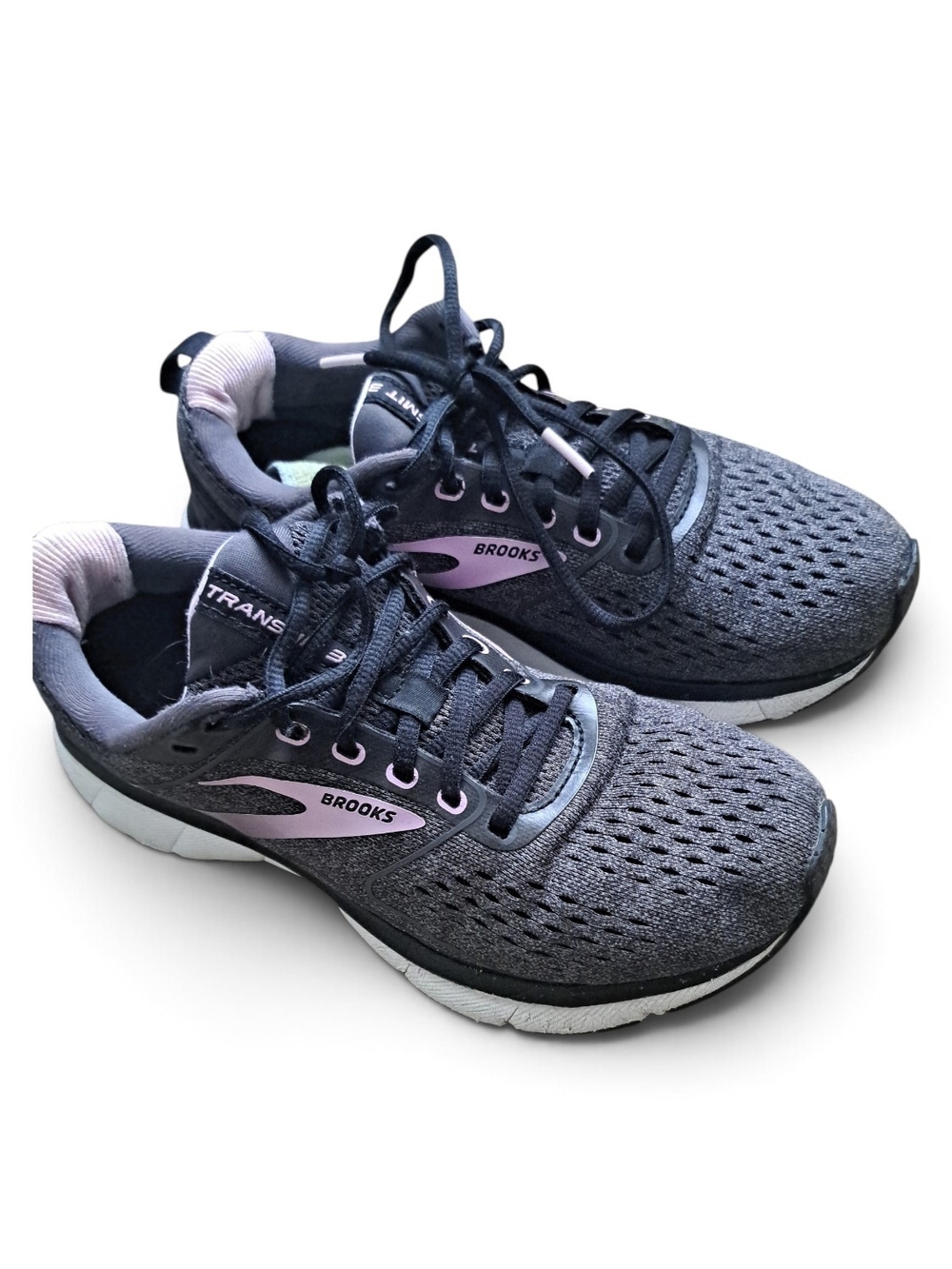 Brooks Women's Dark Gray & Light Pink Running Sneakers